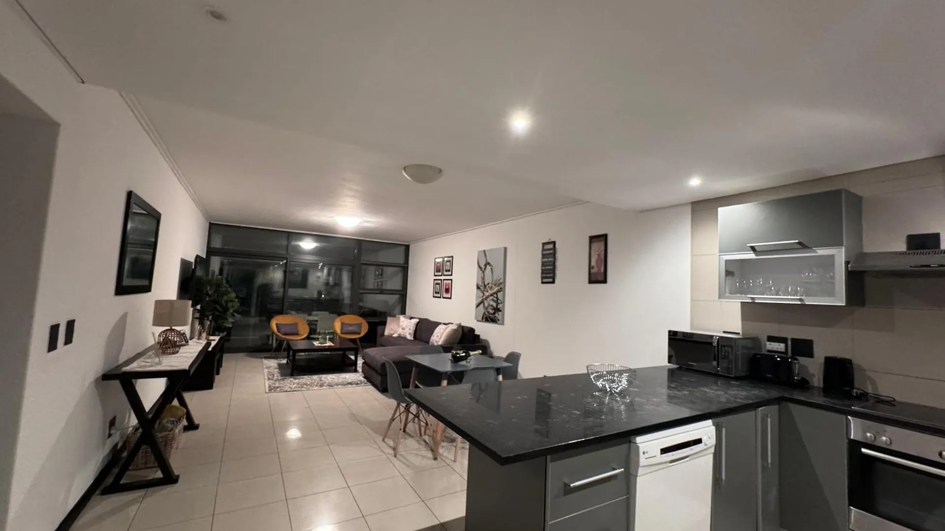 @Liam Flatrock Apartment Cape Town South Africa